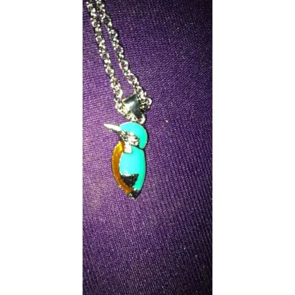 Gorgeous Turqouise Hummingbird Charm Pendant Necklace - Picture 4 of 5